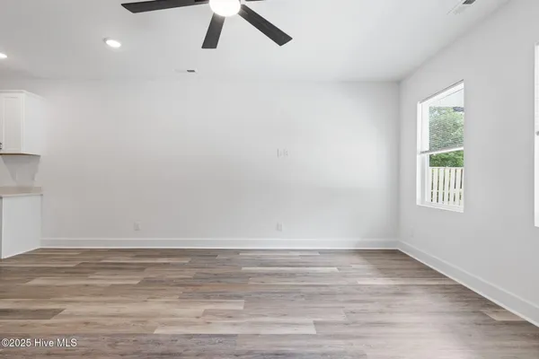 $1,900 | 190 Wildwood Street Northwest, Shallotte, NC 28470