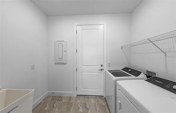 $2,995 | 18928 Indian Rock Place, Lakewood Ranch, FL 34211