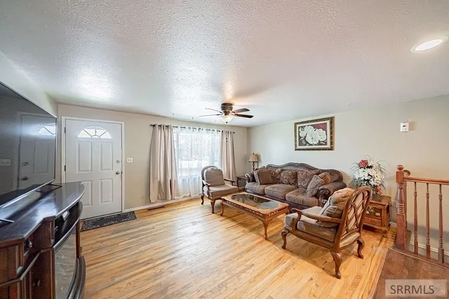 $349,900 | 216 Jefferson Street, Blackfoot, ID 83221