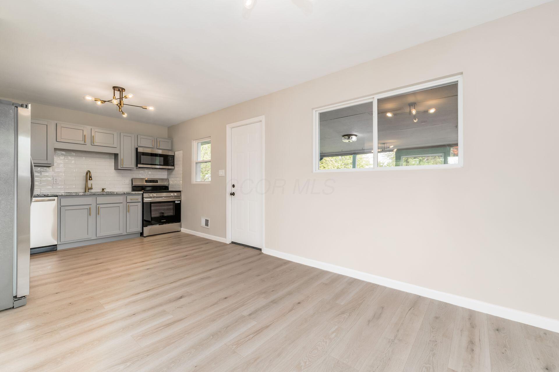 2906 Ashby Road Columbus, OH 43209 - Photo 12 of 47 R1 (12)