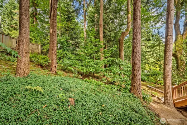 $1,357,550 | 10554 Northeast 150th Court, Bothell, WA 98011