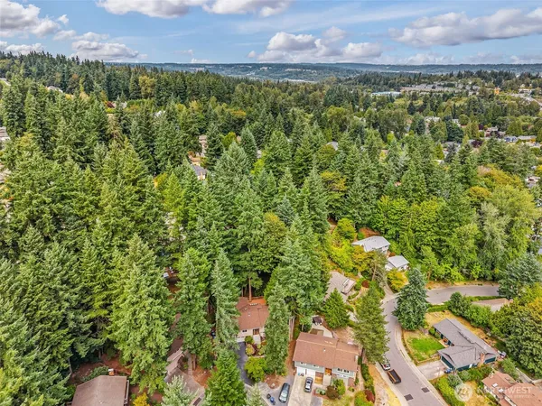 $1,357,550 | 10554 Northeast 150th Court, Bothell, WA 98011