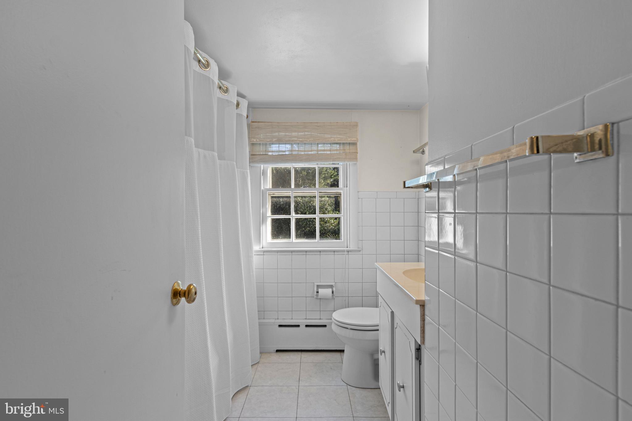 590 Cricket Lane Wayne, PA 19087 - Photo 46 of 65 a bathroom with a toilet and a shower