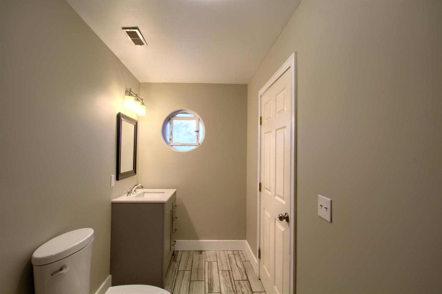 3965 Poole Road Cincinnati, OH 45251 - Photo 19 of 30 Gallery Image 19
