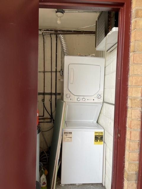 147 Bay 20th Street, Unit 6 Brooklyn, NY 11214 - Photo 10 of 10 a utility room with dryer and washer