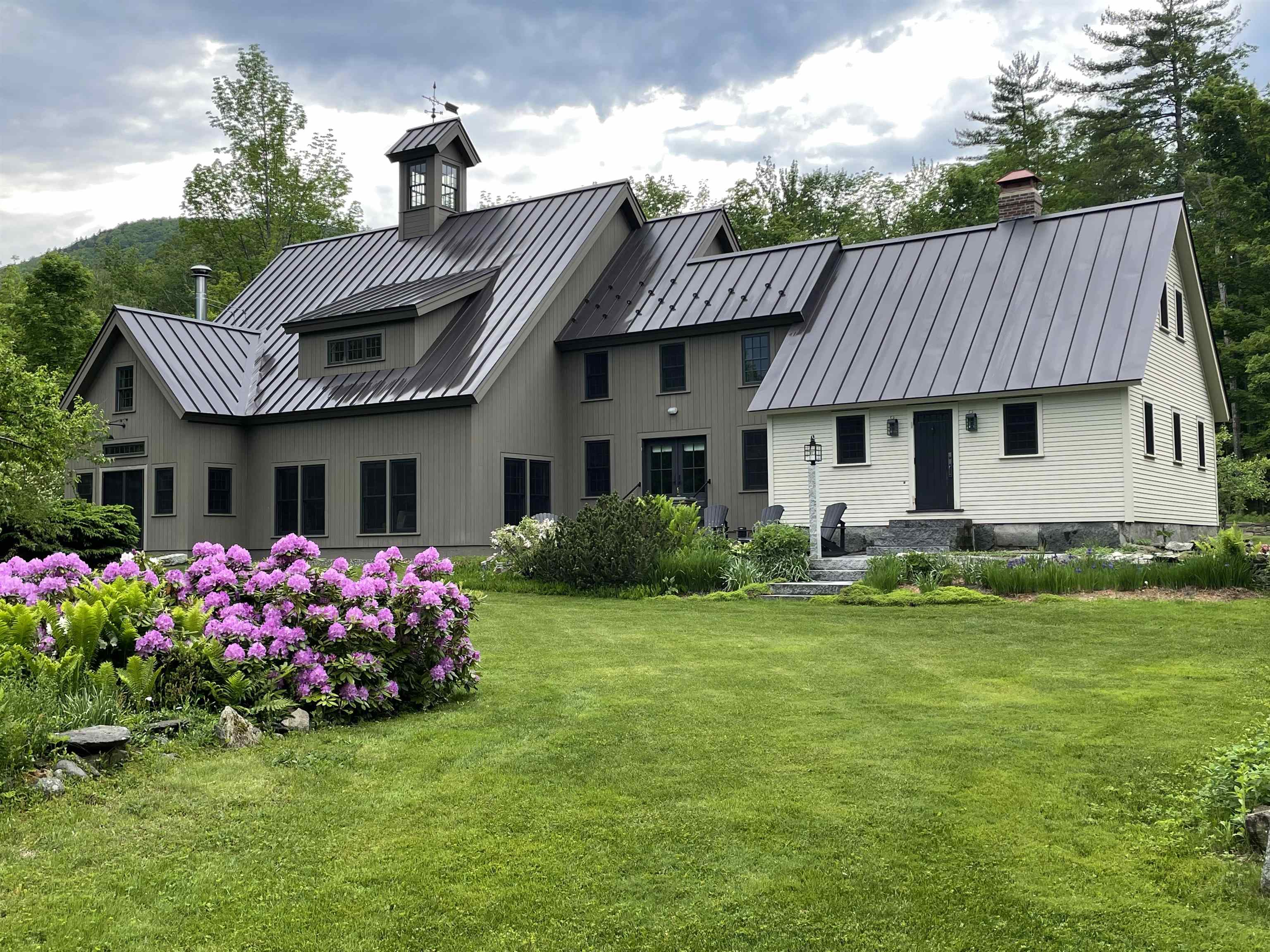 81 Wolfeboro Road Hanover, NH 03755 - Photo 1 of 40