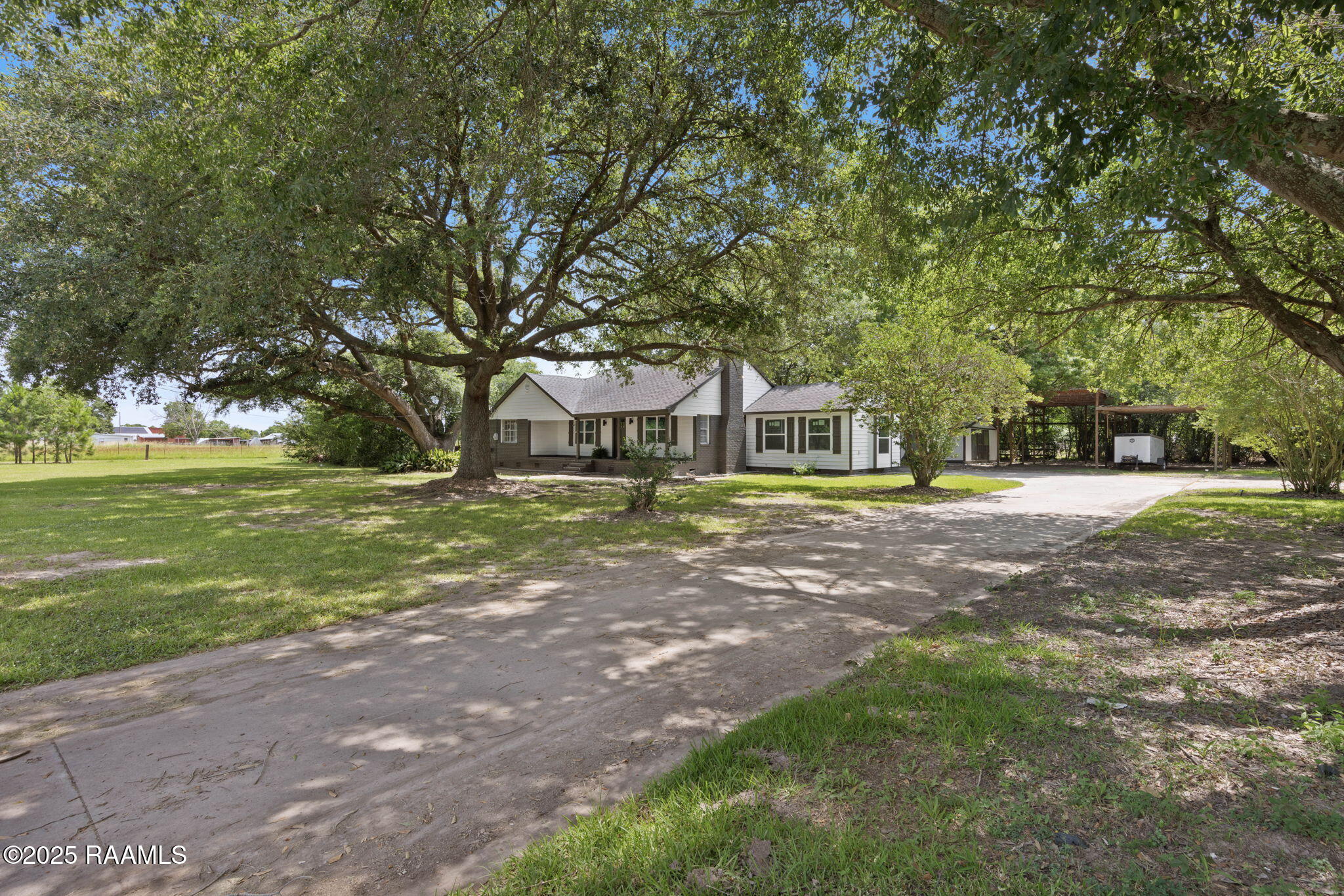 3-web-or-mls-178 Bertrand Rd-3