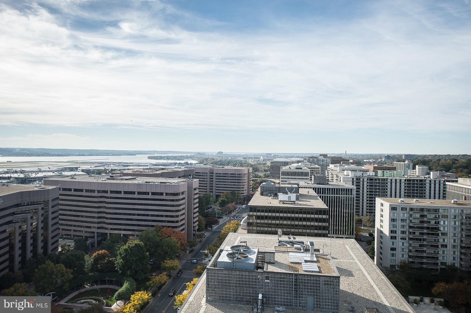 3426 Gunston Road Alexandria, VA 22302 - Photo 20 of 24 Convenient to Crystal City