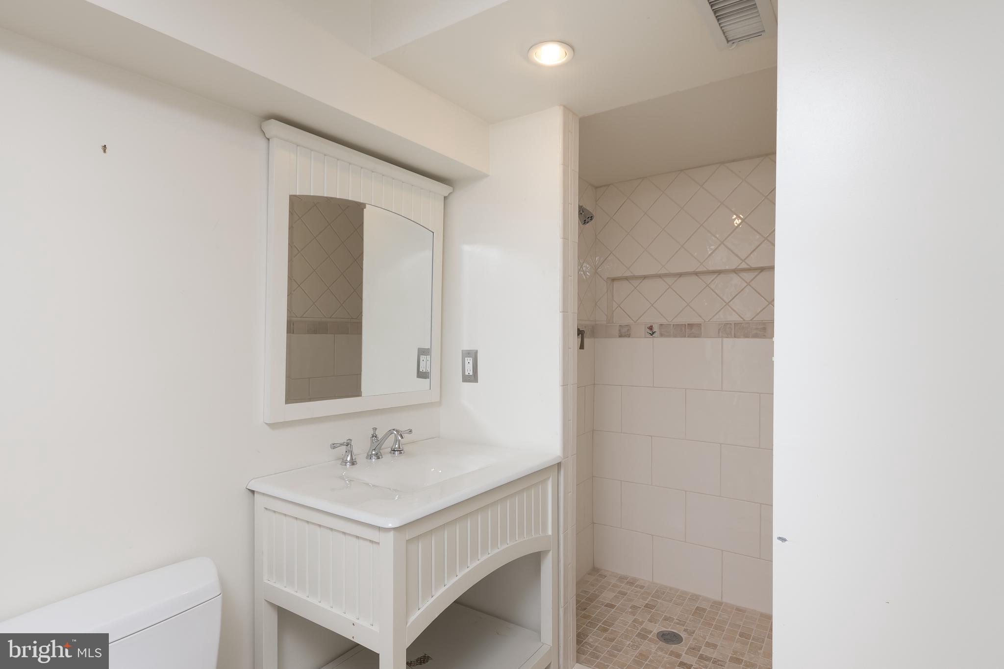 4644 Reservoir Road Northwest Washington, DC 20007 - Photo 40 of 44 Gallery Image 40