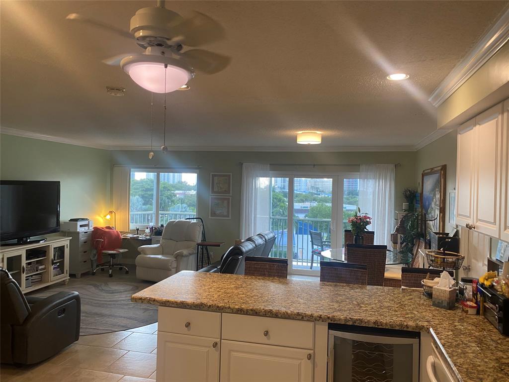 200 Diplomat Parkway, Unit 636 Hallandale Beach, FL 33009 - Photo 11 of 14