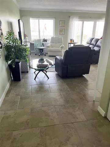 $325,000 | 200 Diplomat Parkway, Unit 636, Hallandale Beach, FL 33009