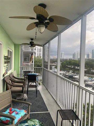$325,000 | 200 Diplomat Parkway, Unit 636, Hallandale Beach, FL 33009