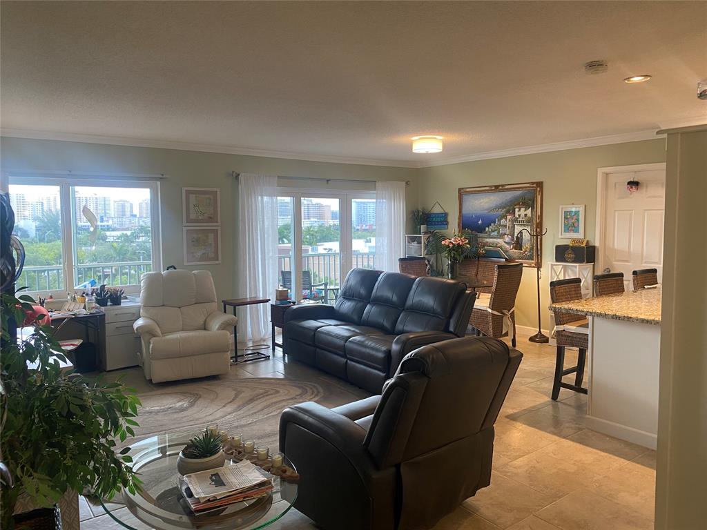 200 Diplomat Parkway, Unit 636 Hallandale Beach, FL 33009 - Photo 10 of 14