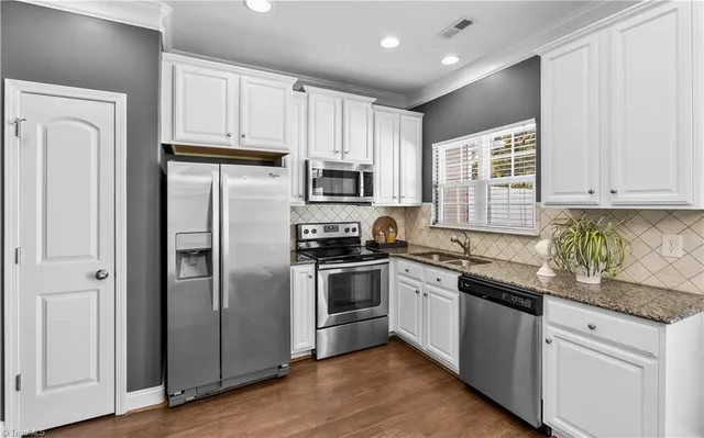 $299,000 | 3505 Timbergate Lane, High Point, NC 27265