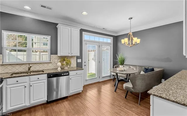 $299,000 | 3505 Timbergate Lane, High Point, NC 27265