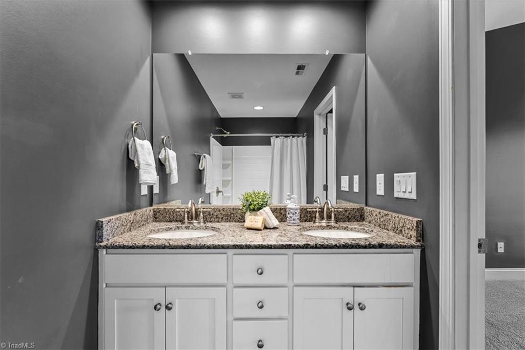 3505 Timbergate Lane High Point, NC 27265 - Photo 26 of 41