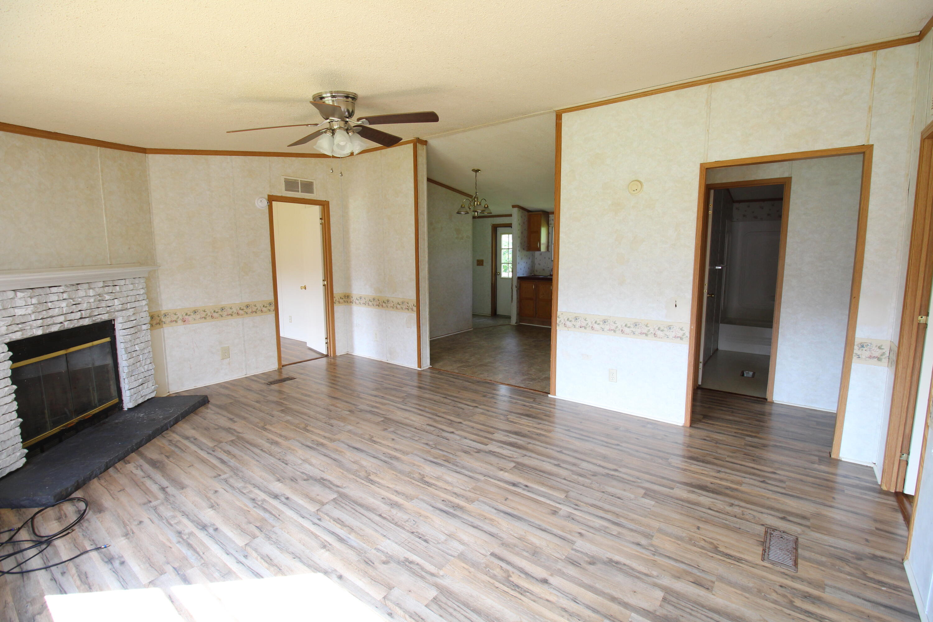 6475 Donaldson Road Mount Sterling, KY 40353 - Photo 6 of 19 IMG_3801
