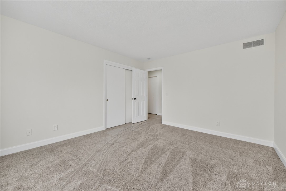 811 Wind Bluff Point Springboro, OH 45066 - Photo 36 of 70