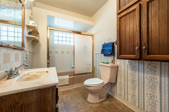 2233 Daniel Road Pueblo, CO 81006 - Photo 15 of 36 Gallery Image 15
