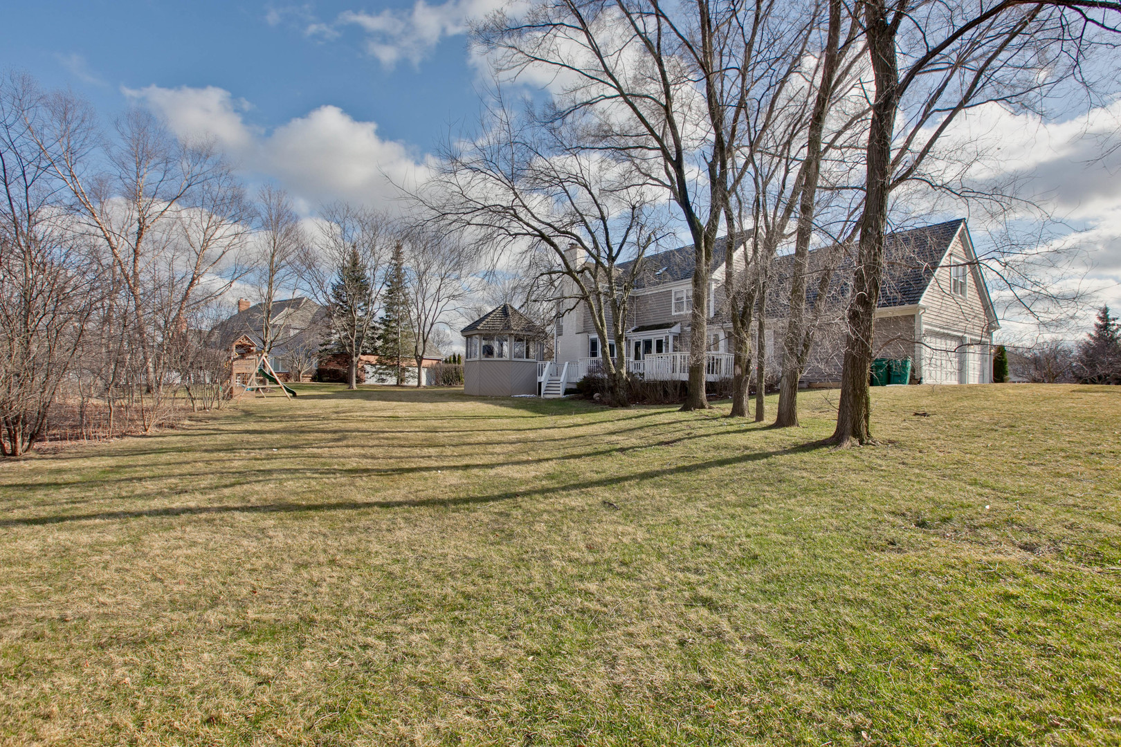 5213 Hilltop Road Long Grove, IL 60047 - Photo 23 of 32