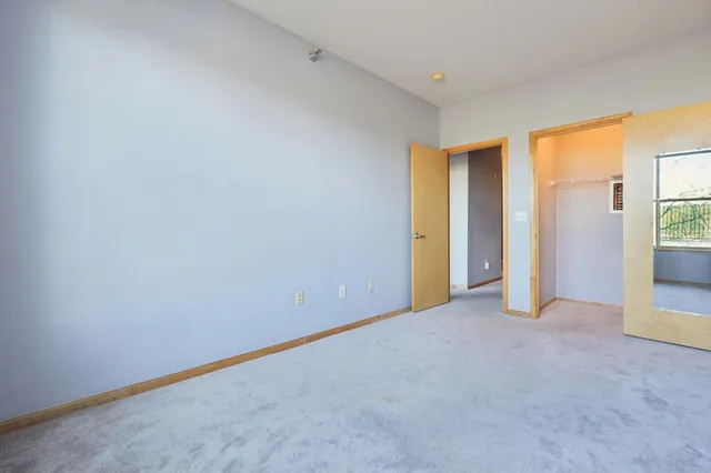 $224,900 | 150 East Burnsville Parkway, Unit 116, Burnsville, MN 55337