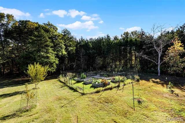 $329,900 | 6 Cindy Drive, Luebbering, MO 63061