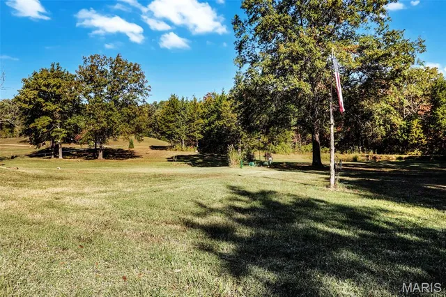 $329,900 | 6 Cindy Drive, Luebbering, MO 63061