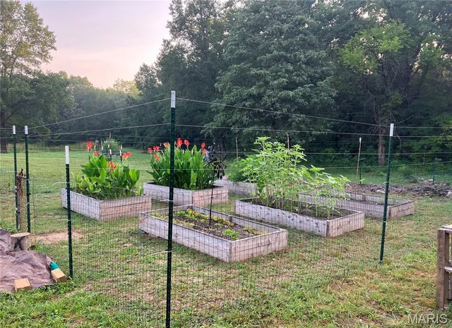 $329,900 | 6 Cindy Drive, Luebbering, MO 63061