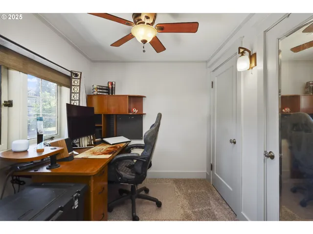 $550,000 | 529 West 3rd Place, The Dalles, OR 97058