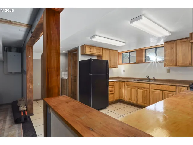 $550,000 | 529 West 3rd Place, The Dalles, OR 97058