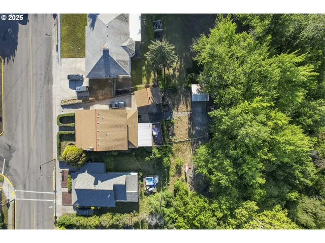 $550,000 | 529 West 3rd Place, The Dalles, OR 97058