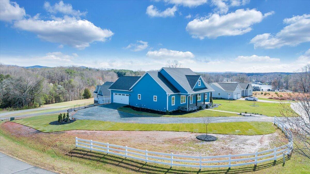 27 Smokehouse Road Moneta, VA 24121 - Photo 104 of 144 100-DJI_20260313024956_0347_D