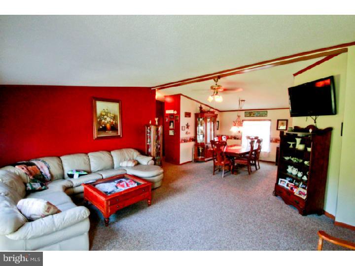 93 South Bridgeport Road Bridgeport, NJ 08014 - Photo 2 of 25