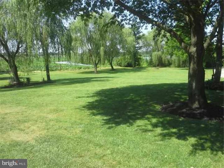 93 South Bridgeport Road Bridgeport, NJ 08014 - Photo 11 of 25