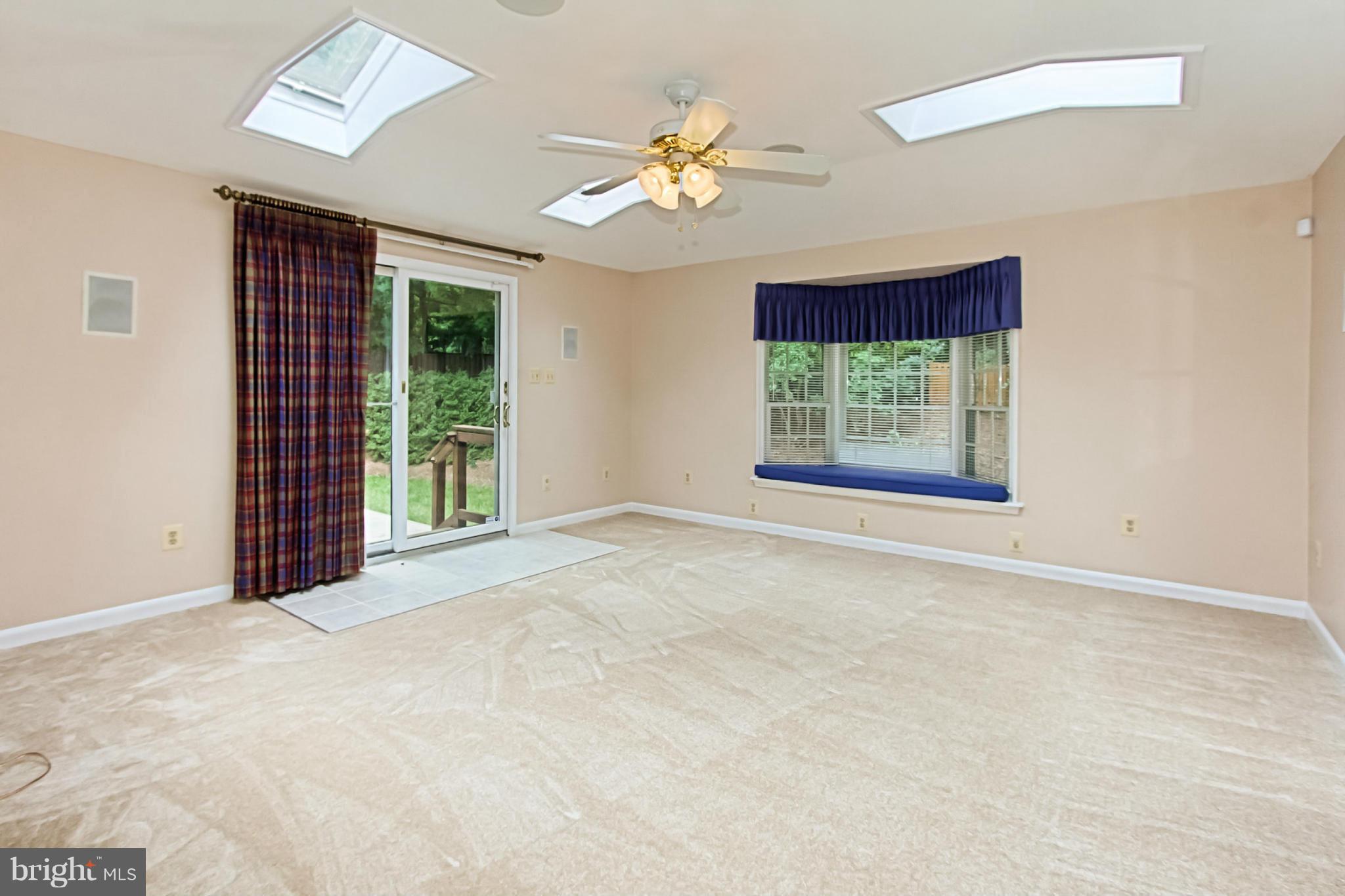 8003 Treasure Tree Court Springfield, VA 22153 - Photo 8 of 30 Sunroom