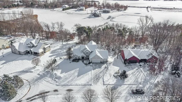 $725,000 | 6978 Highland Drive West, Allendale, MI 49401