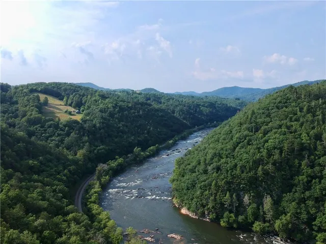 $199,000 | 305 Raccoon Run, Unit 25, Marshall, NC 28753