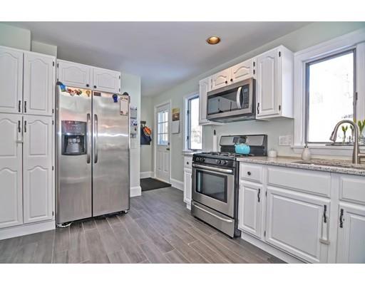 47 Mountwood Road Swampscott, MA 01907 - Photo 3 of 29 Gallery Image 3