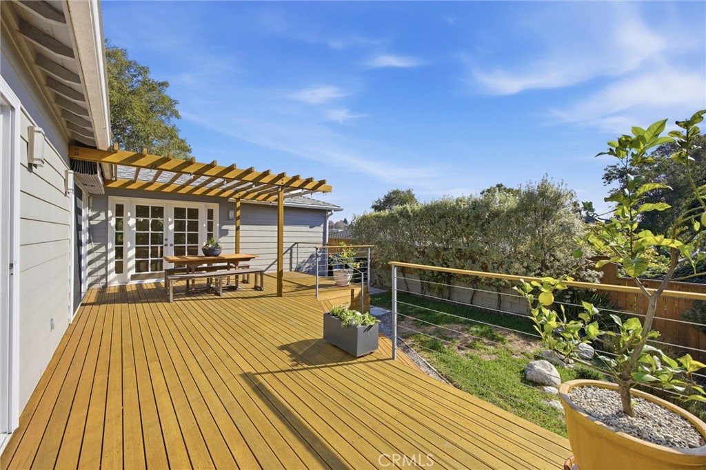 3513 May Street Los Angeles, CA 90066 - Photo 25 of 34 swimming pool view with seating space