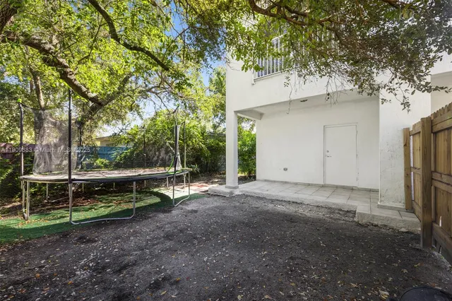 $925,000 | Lemon City-Little Haiti, Miami, FL 33150