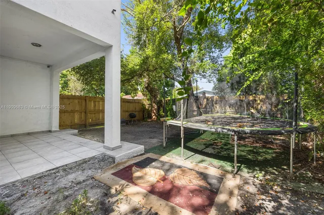 $925,000 | Lemon City-Little Haiti, Miami, FL 33150