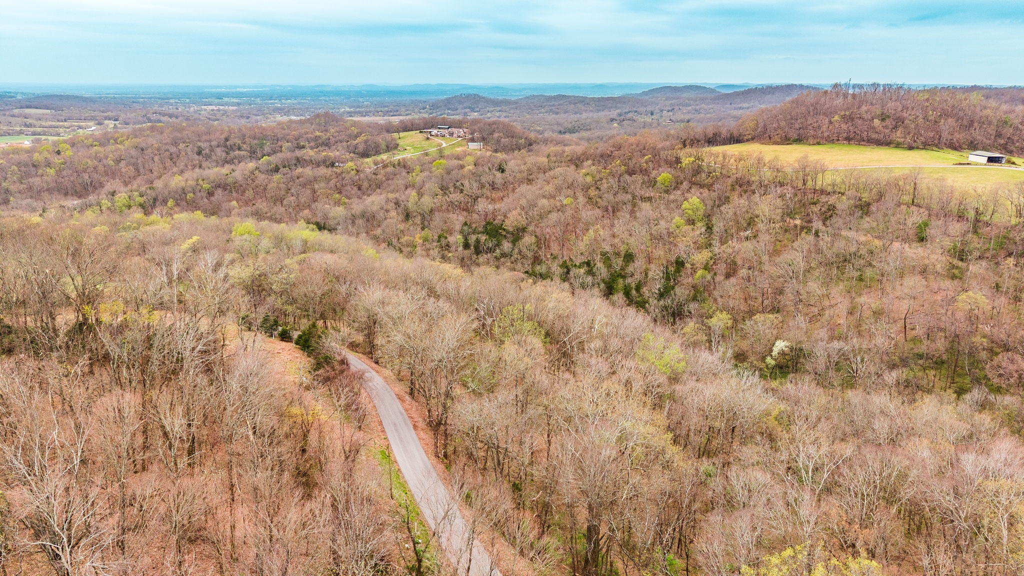 0 Wolf Hill Road Bethpage, TN 37022 - Photo 15 of 46 a view of lake and mountain