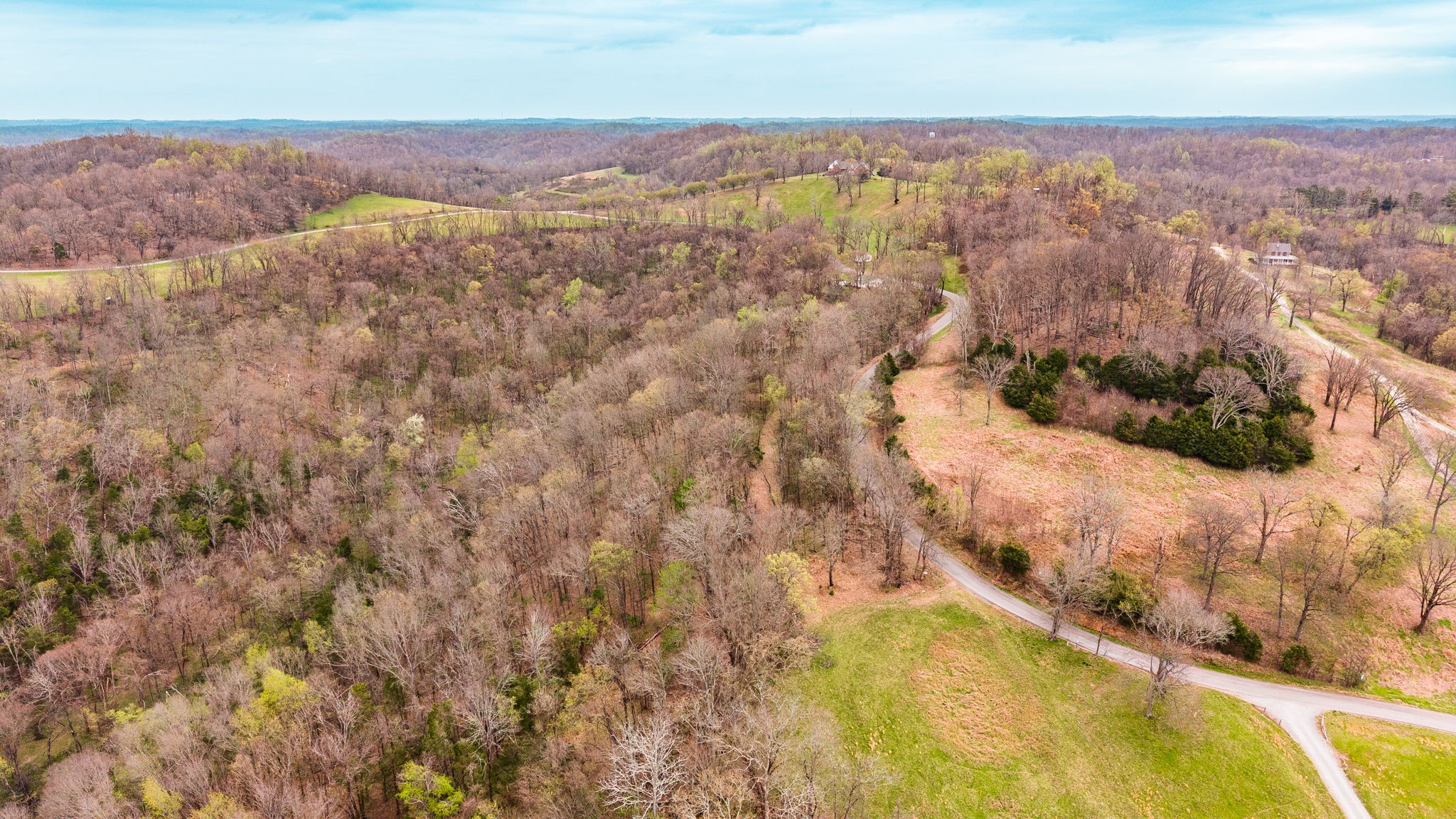 0 Wolf Hill Road Bethpage, TN 37022 - Photo 6 of 46 a view of city and mountain