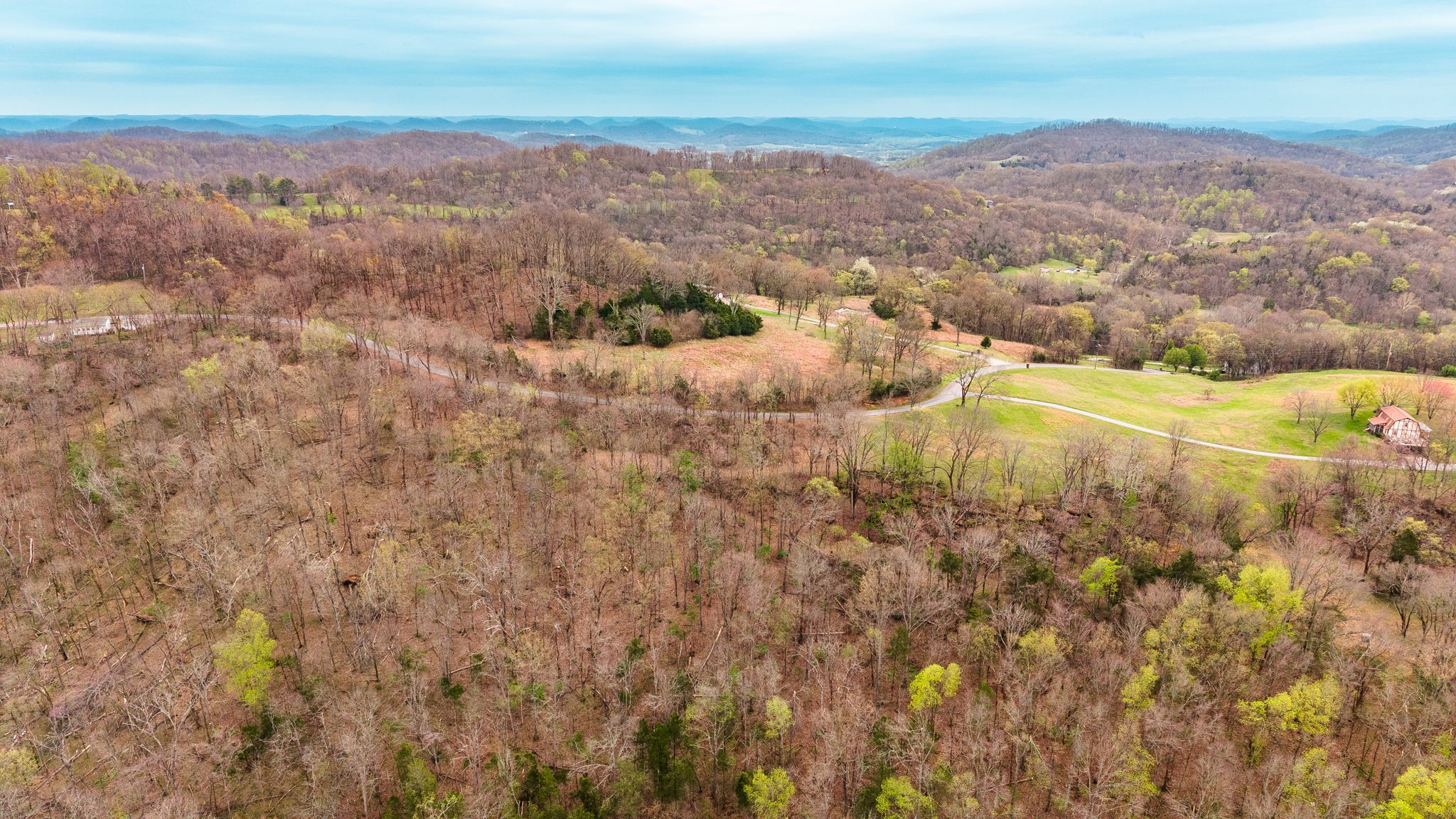 0 Wolf Hill Road Bethpage, TN 37022 - Photo 9 of 46 a view of lake and mountain