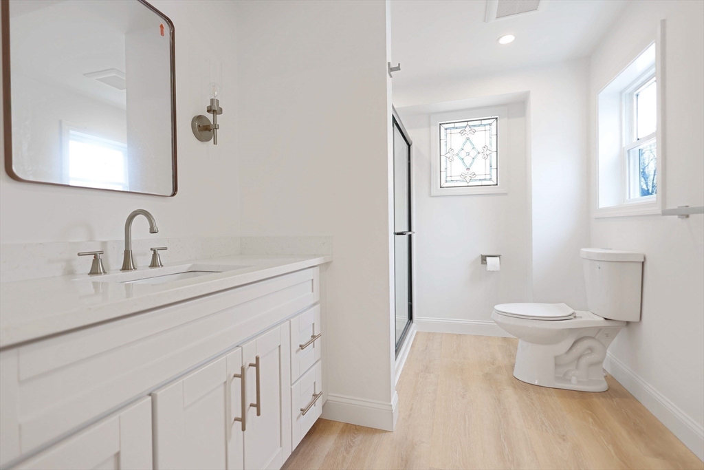 201 Aberdeen Road Methuen, MA 01844 - Photo 17 of 33