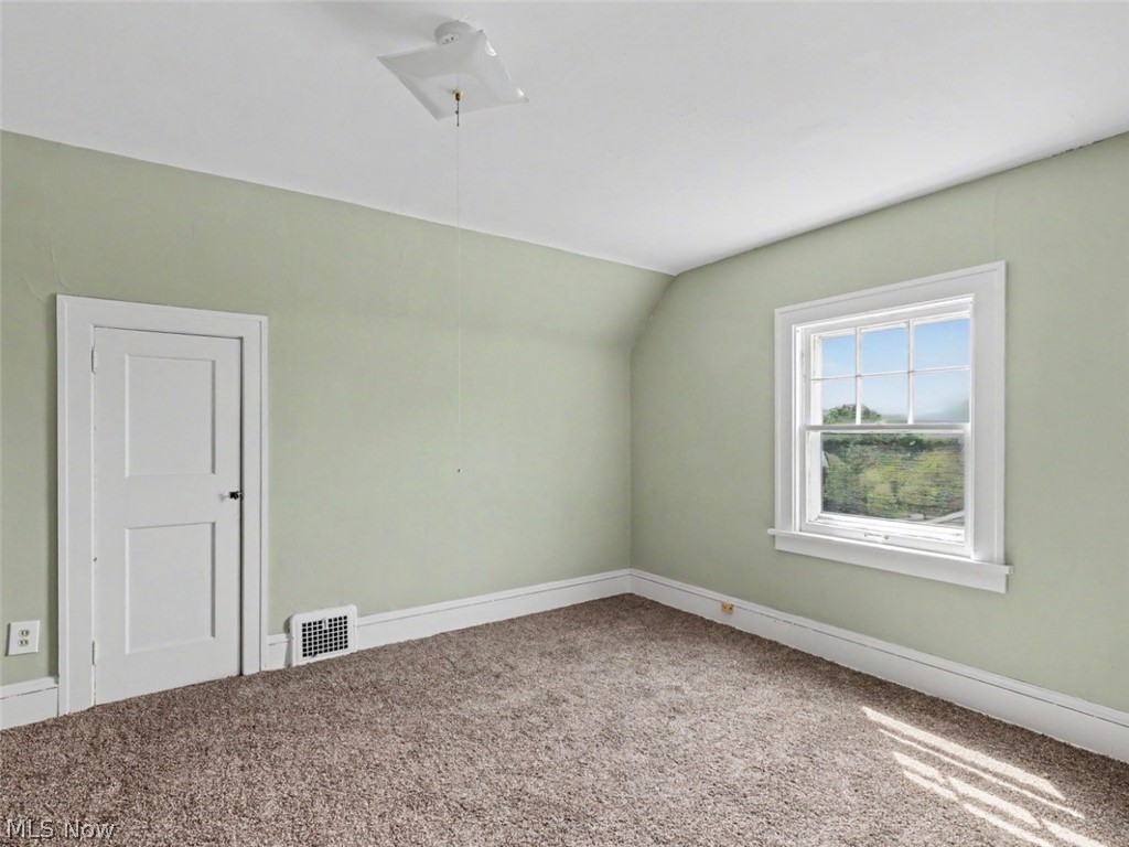17415 Winslow Road Shaker Heights, OH 44120 - Photo 19 of 20