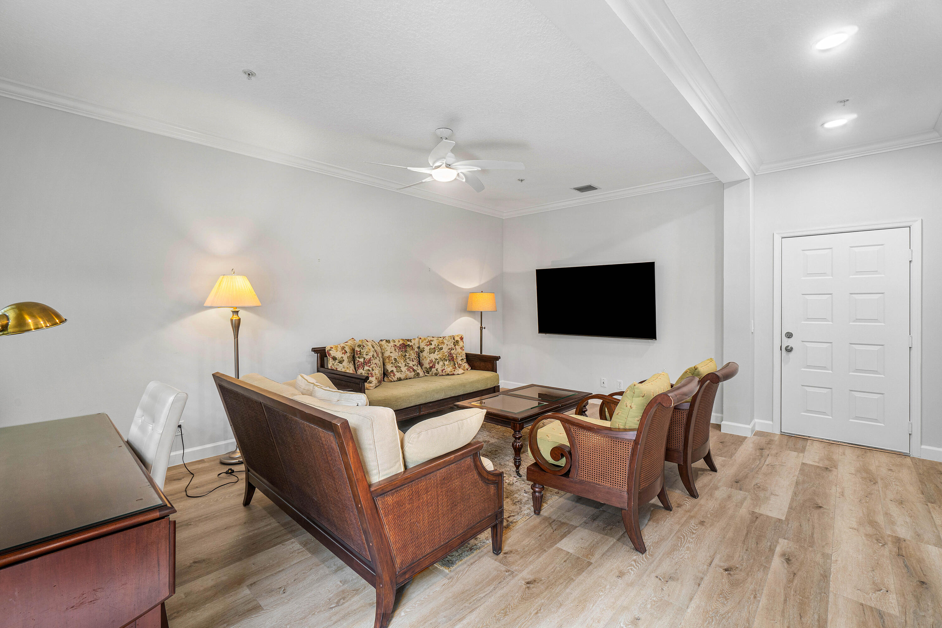 65 Southeast 5th Avenue, Unit B Delray Beach, FL 33483 - Photo 9 of 47 007-65Southeast5thAvenue-B-DelrayBeach-F