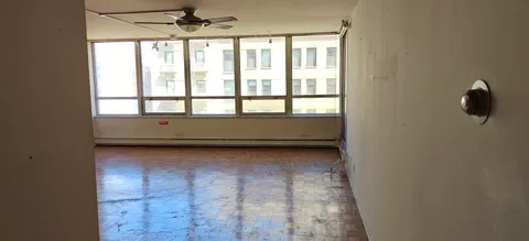 $235,000 | 201 East Chestnut Street, Unit 17C, Chicago, IL 60611