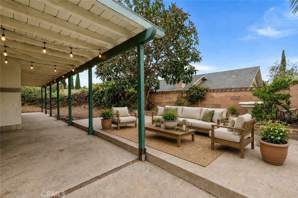 2125 Ecroyd Avenue Simi Valley, CA 93063 - Photo 9 of 23 Virtually Staged