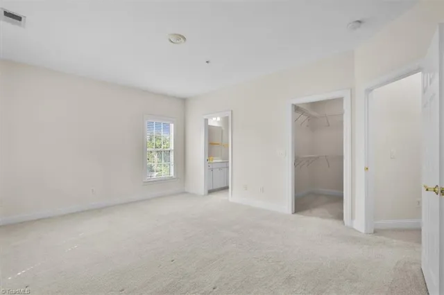 $220,000 | 524 College Road, Unit 306, Greensboro, NC 27410